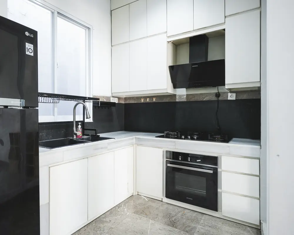 Dapur Modena, kompor dan oven built-in